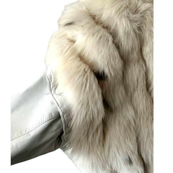 Saga Fox Luxurious Natural Silver Fox Fur Vintage Vest/Jacket Casual Fun Elegant - Picture 7 of 16